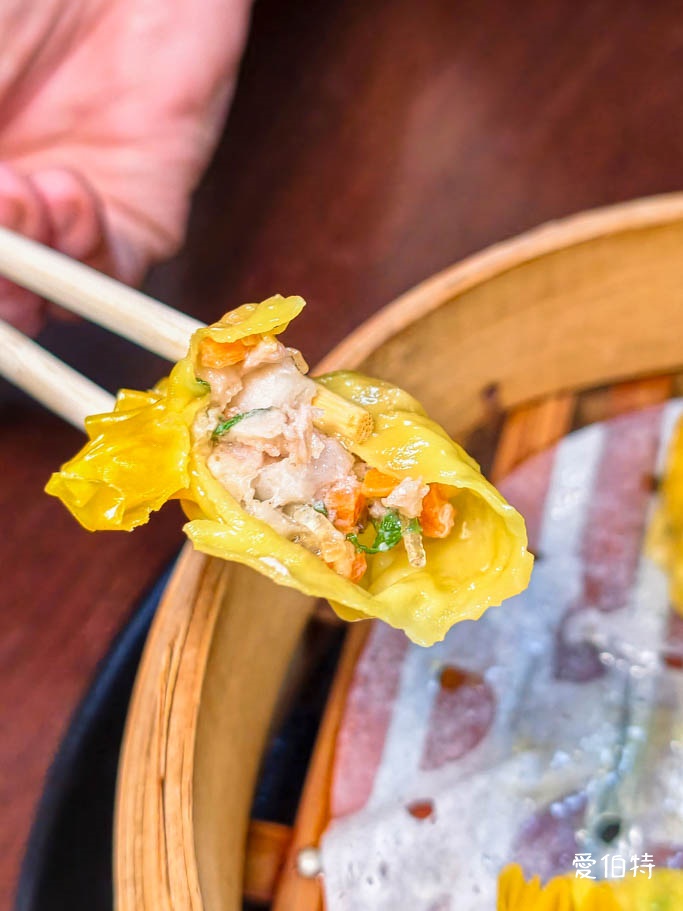 大溪龍潭北方麵食必吃｜二畝園麵館，好停車且破四千好評 @愛伯特