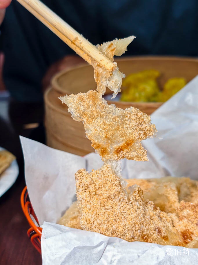 大溪龍潭北方麵食必吃｜二畝園麵館，好停車且破四千好評 @愛伯特