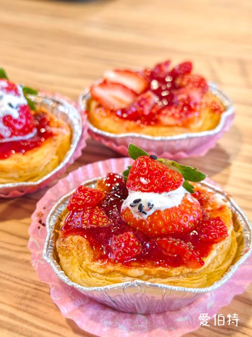 中壢青埔採草莓首選｜草莓學校溫室無毒栽植，親子DIY半日遊 @愛伯特