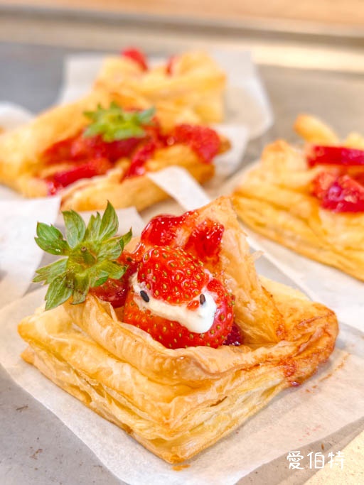 中壢青埔採草莓首選|草莓學校溫室無毒栽植,親子DIY半日遊 @愛伯特