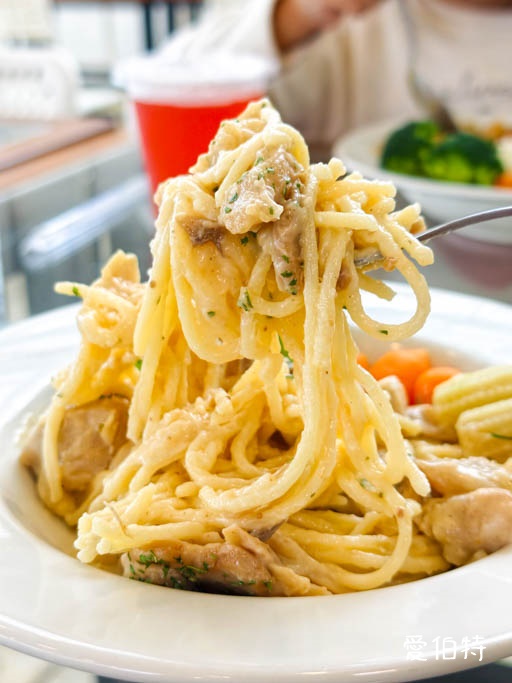 中壢青埔採草莓首選|草莓學校溫室無毒栽植,親子DIY半日遊 @愛伯特