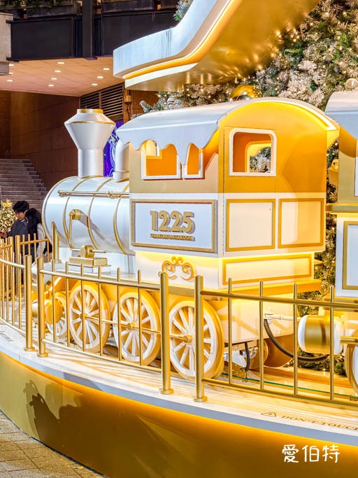 2025台北信義區聖誕節｜新光三越A11飄雪聖誕樹 &amp; 玩具總動員燈飾 @愛伯特