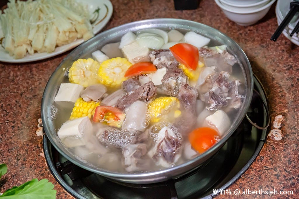 不用跑外縣市！中壢央大旁5家隱藏版採草莓園與美食一日遊攻略