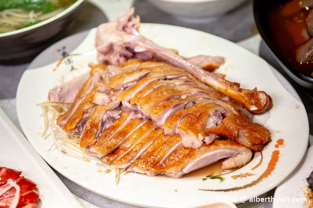 台北阿城鵝肉吉林店｜煙燻鵝肉必吃，米其林必比登推介