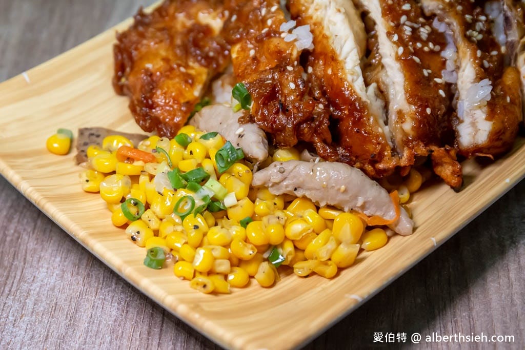 上野烤肉飯中壢總店｜便當菜單價格，附車位的在地超狂排隊店