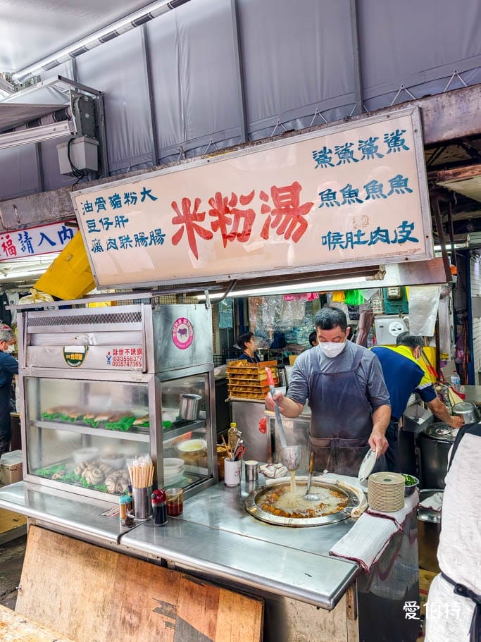 桃園早餐推薦｜在地人激推南門市場米粉湯，必點超嫩油豆腐回味古早味