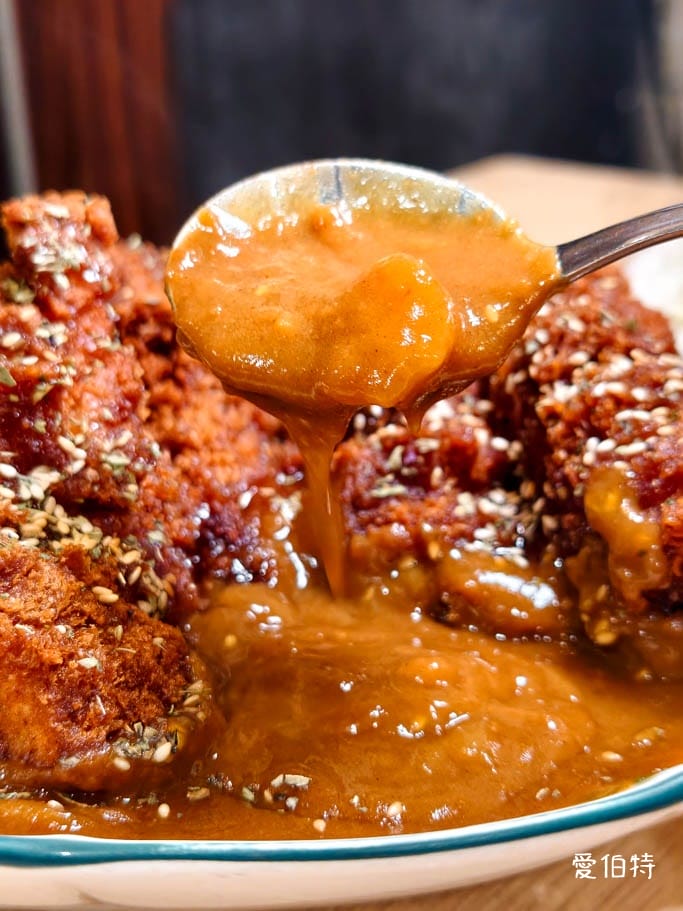 中壢咖哩飯推薦｜樹太郎，超厚切豬排免費續飯高CP值，日籍老闆