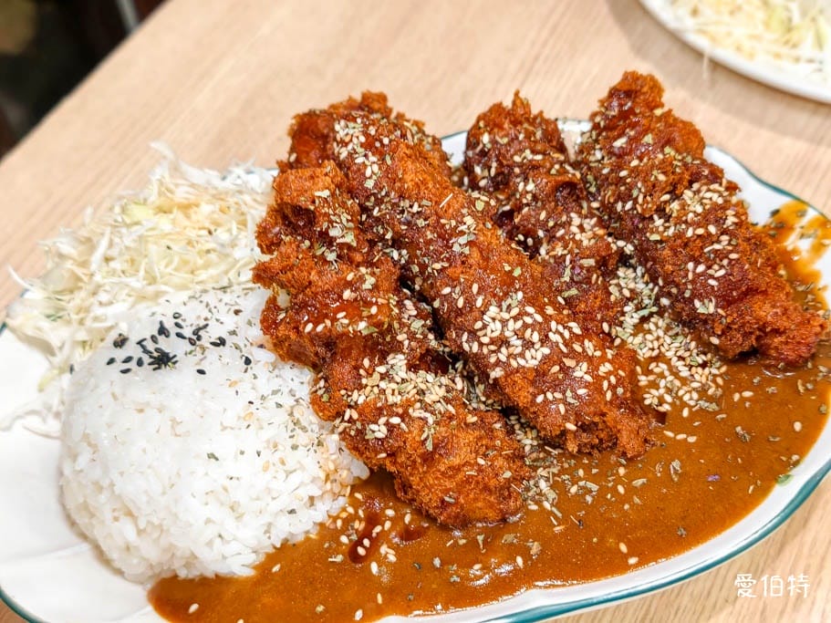 中壢咖哩飯推薦｜樹太郎，超厚切豬排免費續飯高CP值，日籍老闆