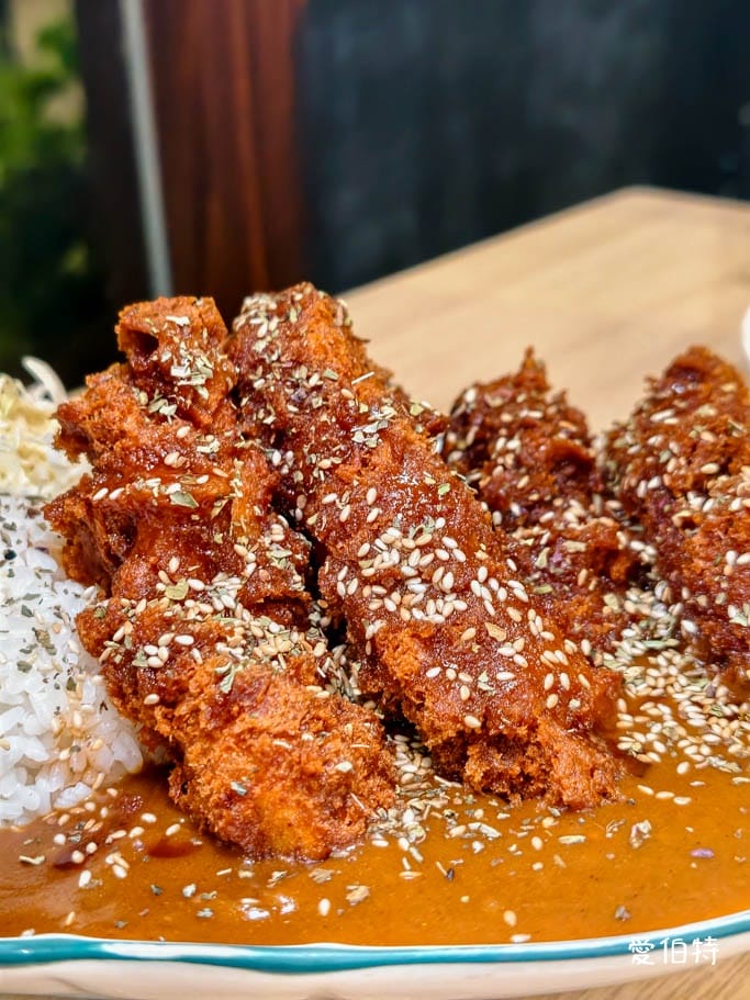 中壢咖哩飯推薦｜樹太郎，超厚切豬排免費續飯高CP值，日籍老闆