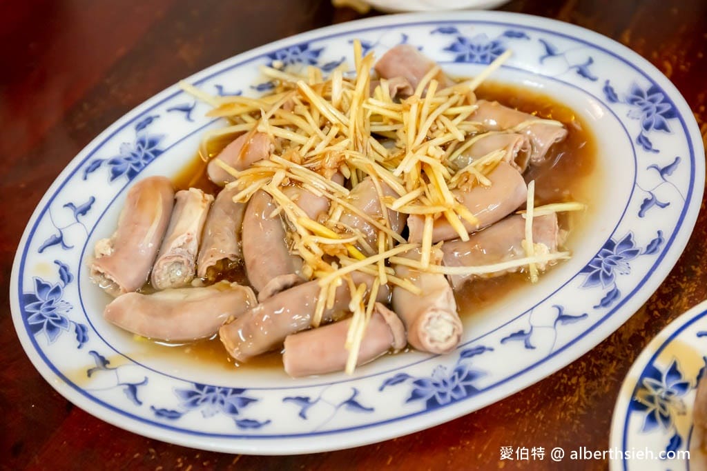 桃園八德來來牛肉麵,在地飄香30年,刀削麵Q彈有咬勁很好吃! - 第16張圖 桃園八德來來牛肉麵,在地飄香30年,刀削麵Q彈有咬勁很好吃!
