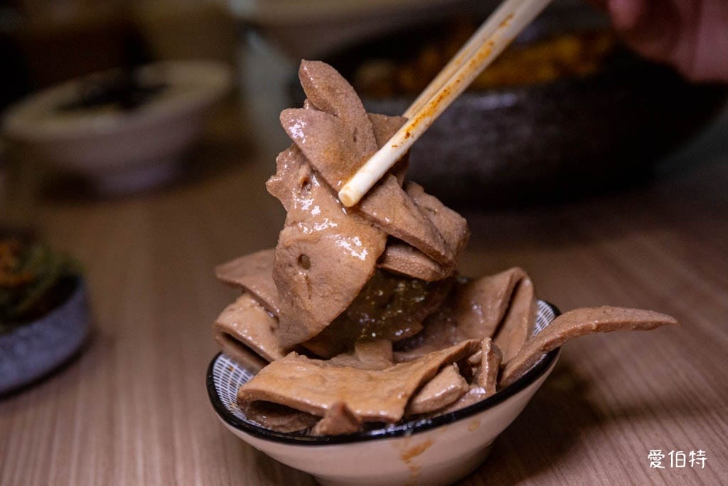 好鑫吉牛肉麵日式拉麵｜桃園龜山自助吧吃到飽，霜淇淋豆花豆漿
