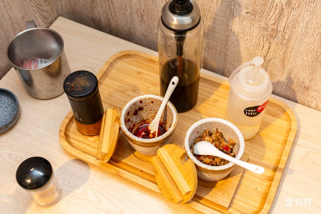好鑫吉牛肉麵日式拉麵｜桃園龜山自助吧吃到飽，霜淇淋豆花豆漿