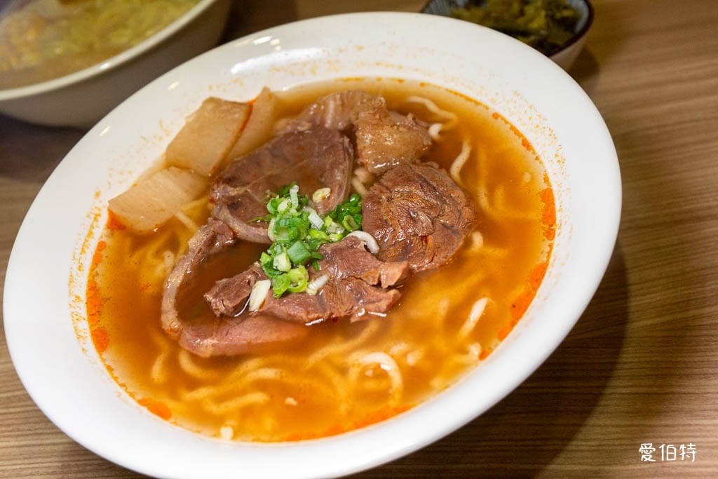好鑫吉牛肉麵日式拉麵｜桃園龜山自助吧吃到飽，霜淇淋豆花豆漿