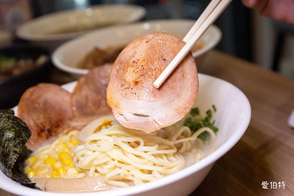 好鑫吉牛肉麵日式拉麵｜桃園龜山自助吧吃到飽，霜淇淋豆花豆漿