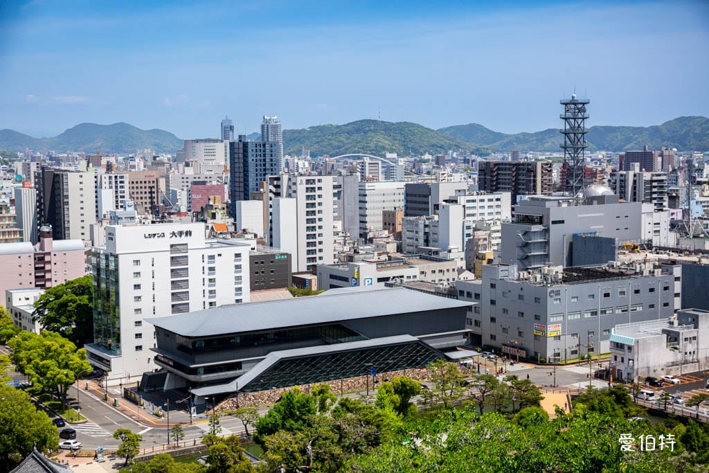 高知必去景點｜高知城，日本100名城，唯一保留整個本丸建築群的古城