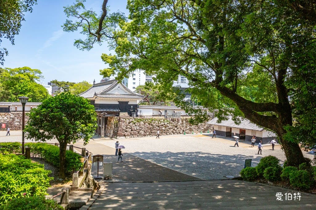 高知必去景點｜高知城，日本100名城，唯一保留整個本丸建築群的古城