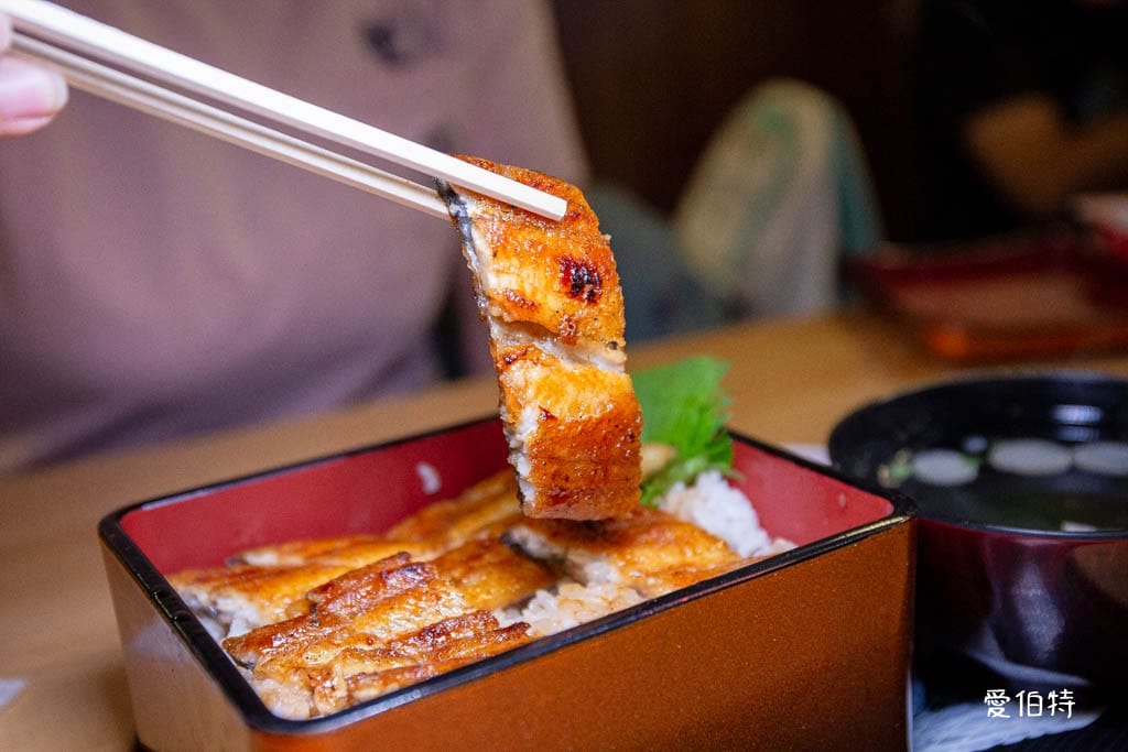 高知必去景點｜弘人市場，超多美食店家，ひろめの奥鰻祭鰻魚必吃