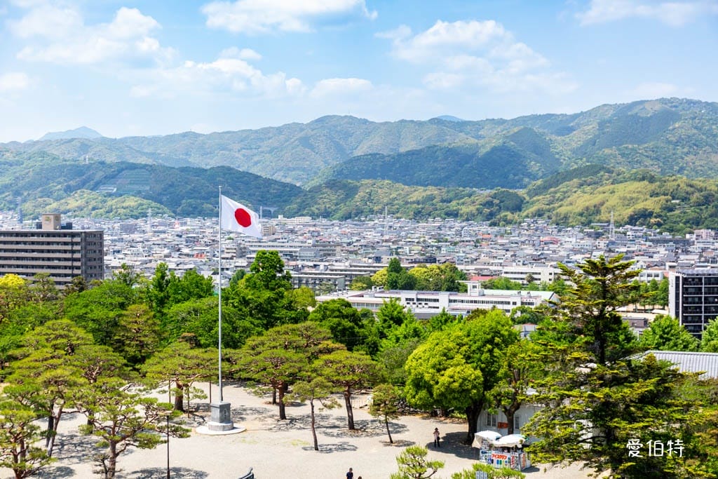 高知必去景點｜高知城，日本100名城，唯一保留整個本丸建築群的古城