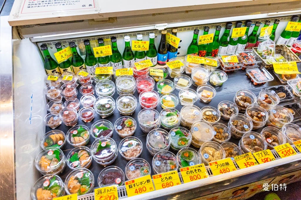 高知必去景點｜弘人市場，超多美食店家，ひろめの奥鰻祭鰻魚必吃