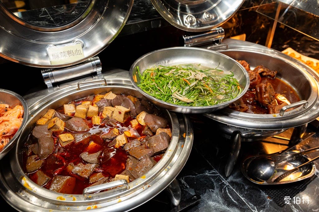 艾佳牛排館｜桃園藝文特區吃到飽，300元爽吃70道Buffet
