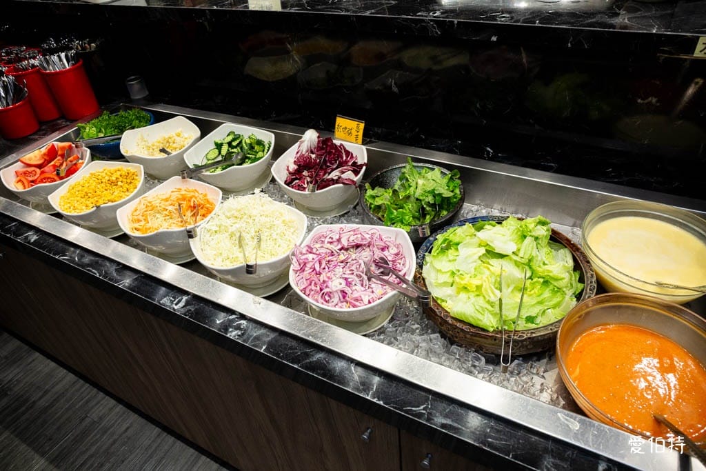 艾佳牛排館｜桃園藝文特區吃到飽，300元爽吃70道Buffet
