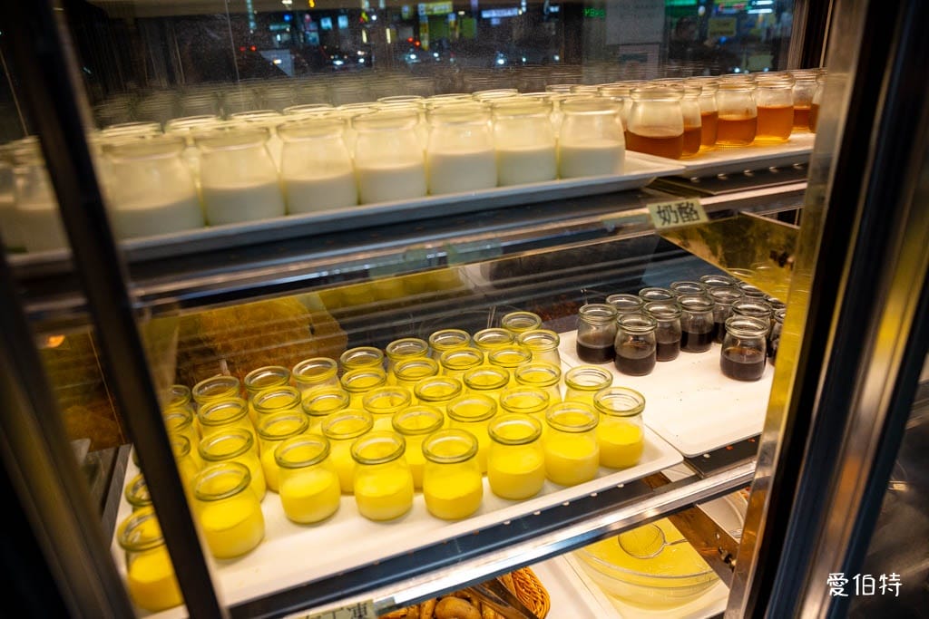 艾佳牛排館｜桃園藝文特區吃到飽，300元爽吃70道Buffet