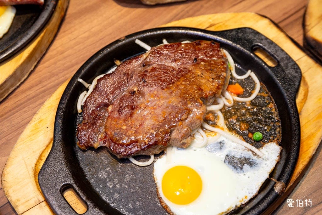 艾佳牛排館｜桃園藝文特區吃到飽，300元爽吃70道Buffet