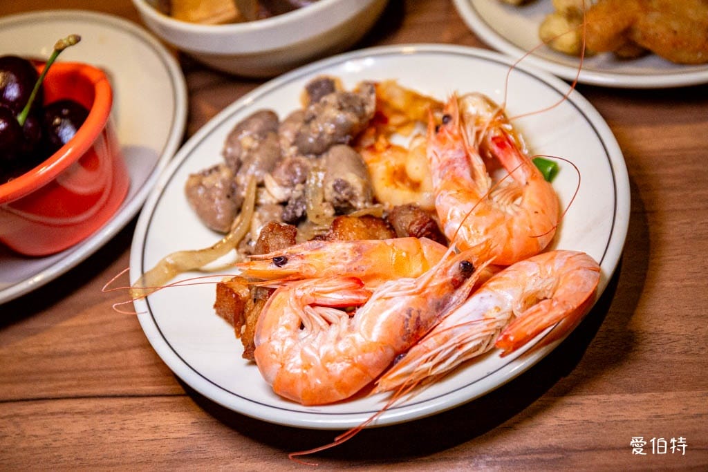 艾佳牛排館｜桃園藝文特區吃到飽，300元爽吃70道Buffet