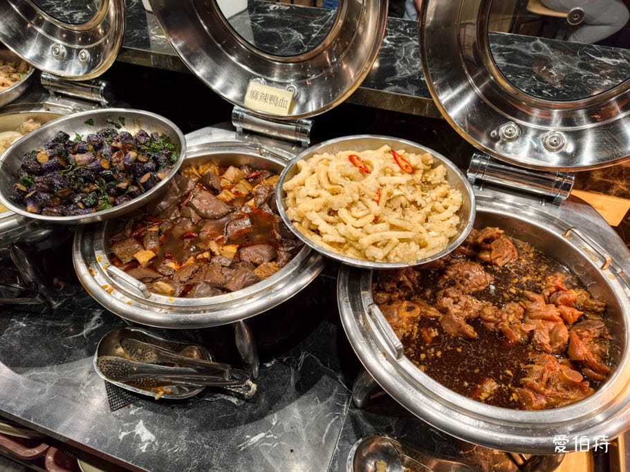 艾佳牛排館｜桃園藝文特區吃到飽，300元爽吃70道Buffet