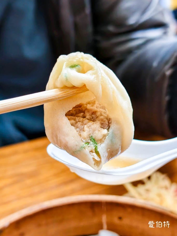 桃園八德早午餐推薦｜香納多鮮肉湯包，平價版鼎泰豐，皮薄餡多湯汁