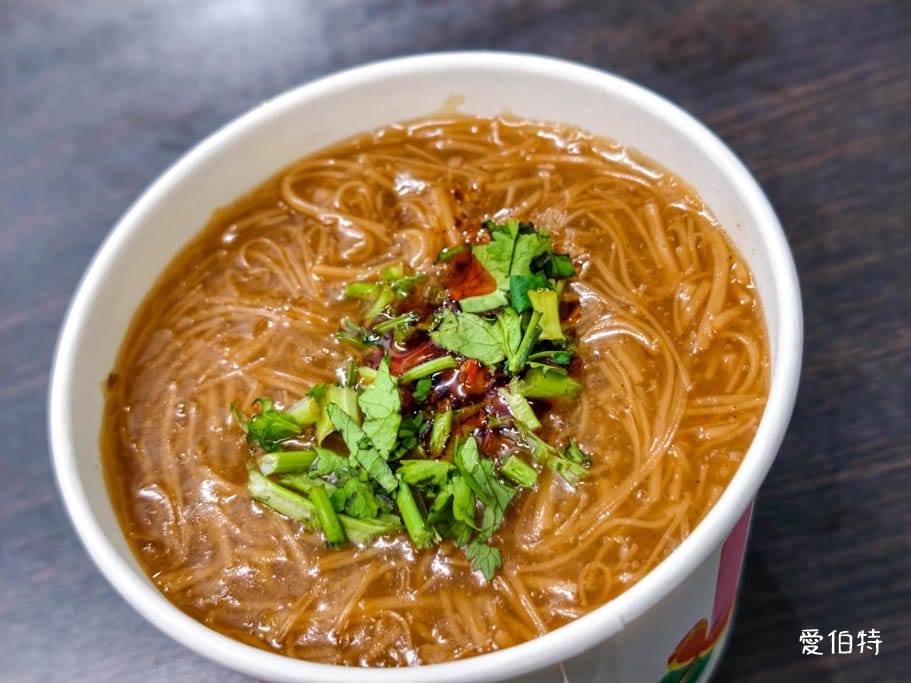 中壢中山東路美食|黃老爹紅燈籠,麻辣鴨血煲/臭豆腐好吃必點 - 第10張圖 中壢中山東路美食|黃老爹紅燈籠,麻辣鴨血煲/臭豆腐好吃必點
