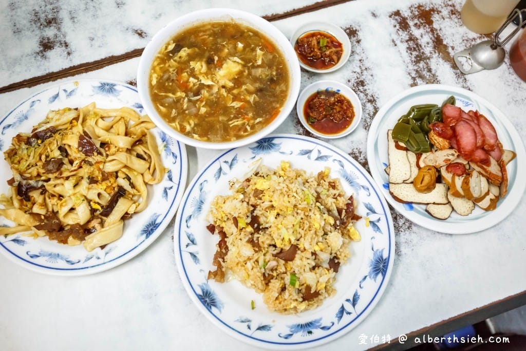 中壢中山東路美食|黃老爹紅燈籠,麻辣鴨血煲/臭豆腐好吃必點 - 第19張圖 中壢中山東路美食|黃老爹紅燈籠,麻辣鴨血煲/臭豆腐好吃必點