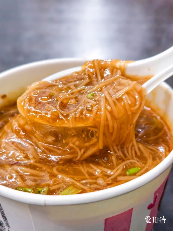 中壢中山東路美食|黃老爹紅燈籠,麻辣鴨血煲/臭豆腐好吃必點 - 第11張圖 中壢中山東路美食|黃老爹紅燈籠,麻辣鴨血煲/臭豆腐好吃必點