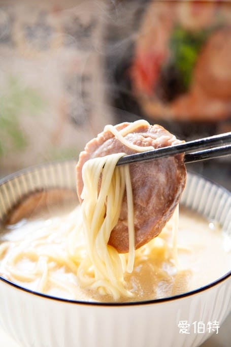 藍海饌牛肉麵好吃嗎?常溫保存6分鐘即食,網推肉超大塊 - 第34張圖 藍海饌牛肉麵好吃嗎?常溫保存6分鐘即食,網推肉超大塊