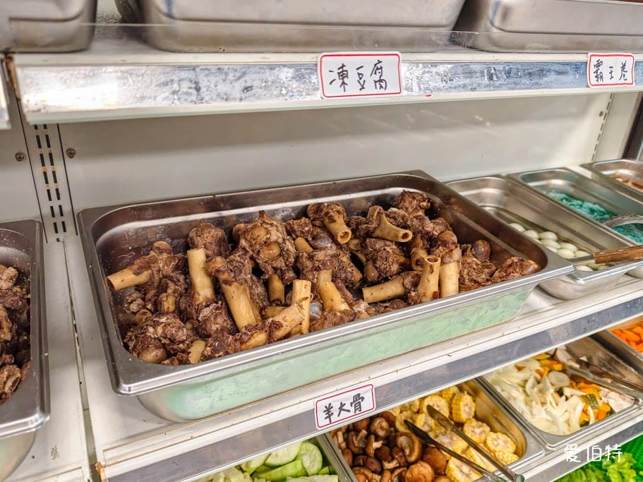 正老林羊肉爐大溪店｜桃園火鍋吃到飽，湯頭鮮甜，羊大骨、肉片