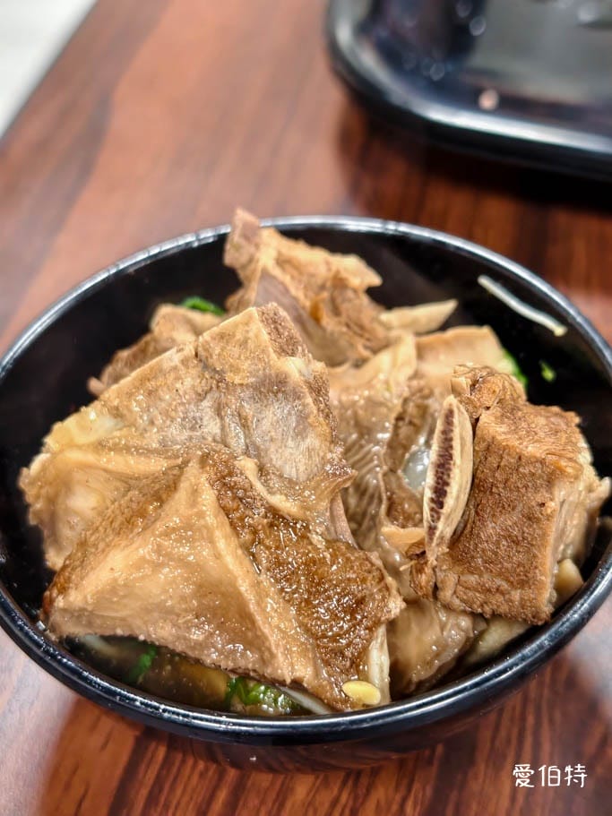 正老林羊肉爐大溪店｜桃園火鍋吃到飽，湯頭鮮甜，羊大骨、肉片
