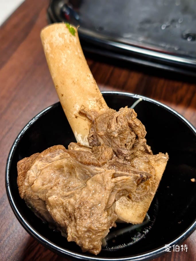 正老林羊肉爐大溪店｜桃園火鍋吃到飽，湯頭鮮甜，羊大骨、肉片