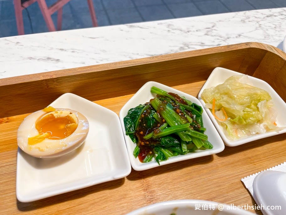 桃園龜山湯本源湯品拌麵｜湯頭清爽溫潤好喝，烏梅汁跟肉燥飯免費續