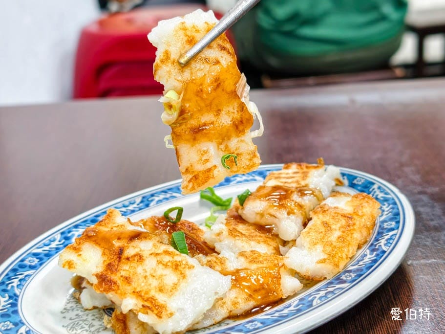 桃園平鎮范媽媽客家麵食館｜必點生煎蘿蔔糕，紅燒湯麵系列