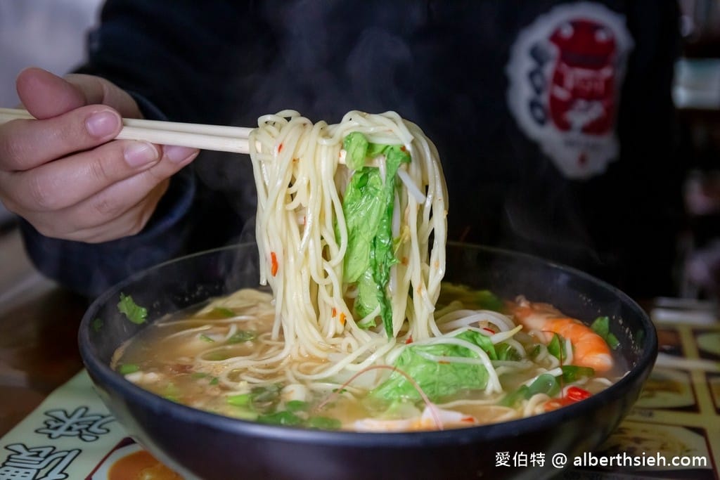 萬里儂徠南洋美食|份量足又好吃的柬式異國料理 - 第15張圖 萬里儂徠南洋美食|份量足又好吃的柬式異國料理
