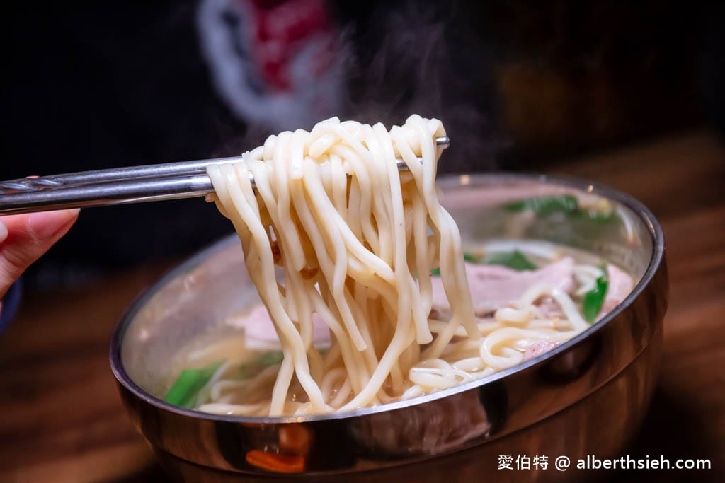 腹麵（南門市場鴨肉麵）｜桃園小吃推薦，銅板價格古早味用料實在