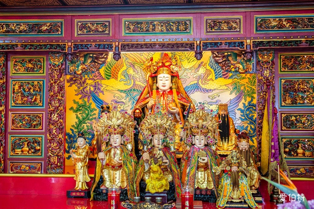 新竹香山財神廟｜坐擁金山銀海求財聖地，補財庫遠眺香山觀海