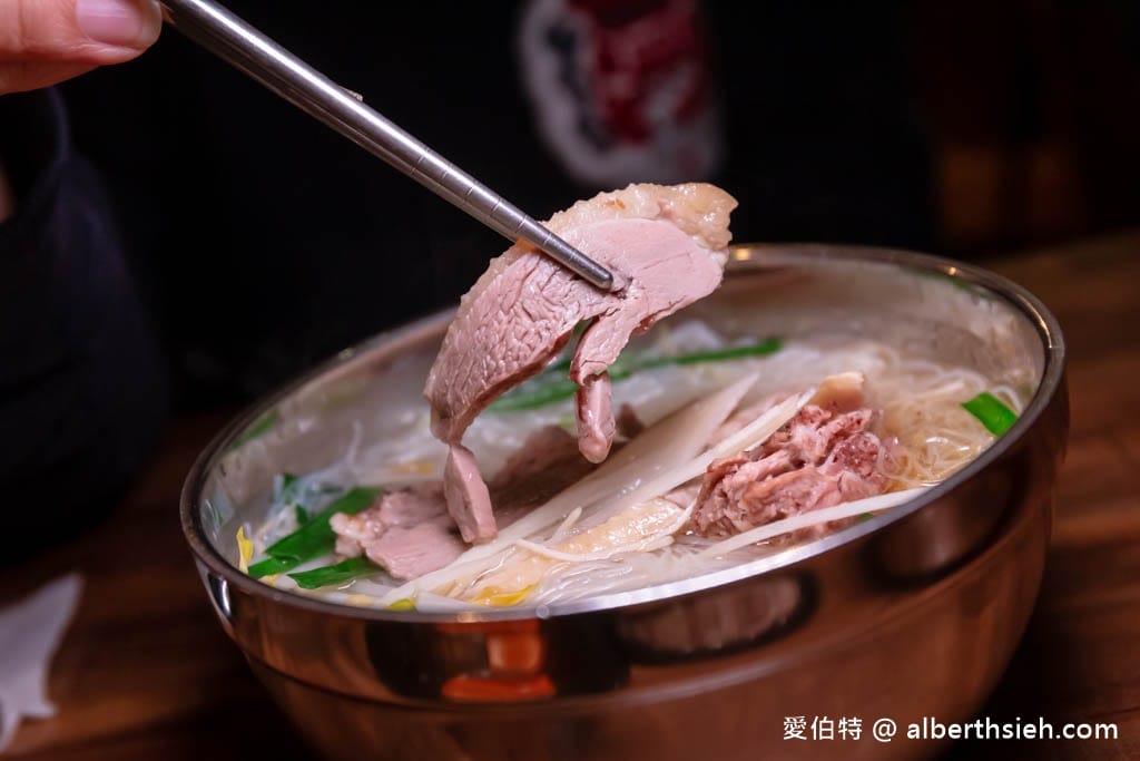 腹麵（南門市場鴨肉麵）｜桃園小吃推薦，銅板價格古早味用料實在