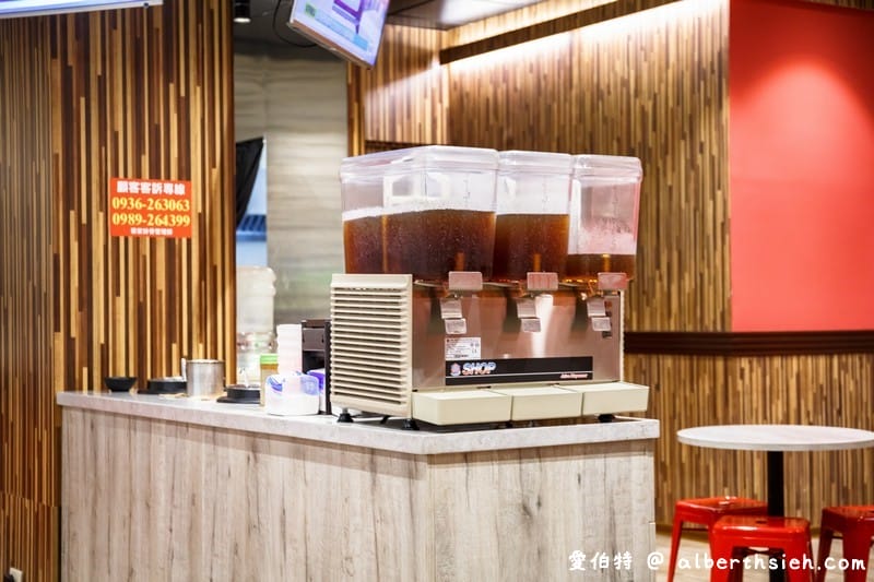 蔡家排骨長庚店｜林口龜山外送便當推薦，雞腿，比臉大雞排飯