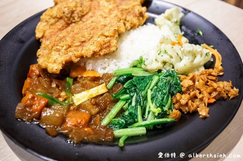蔡家排骨長庚店｜林口龜山外送便當推薦，雞腿，比臉大雞排飯