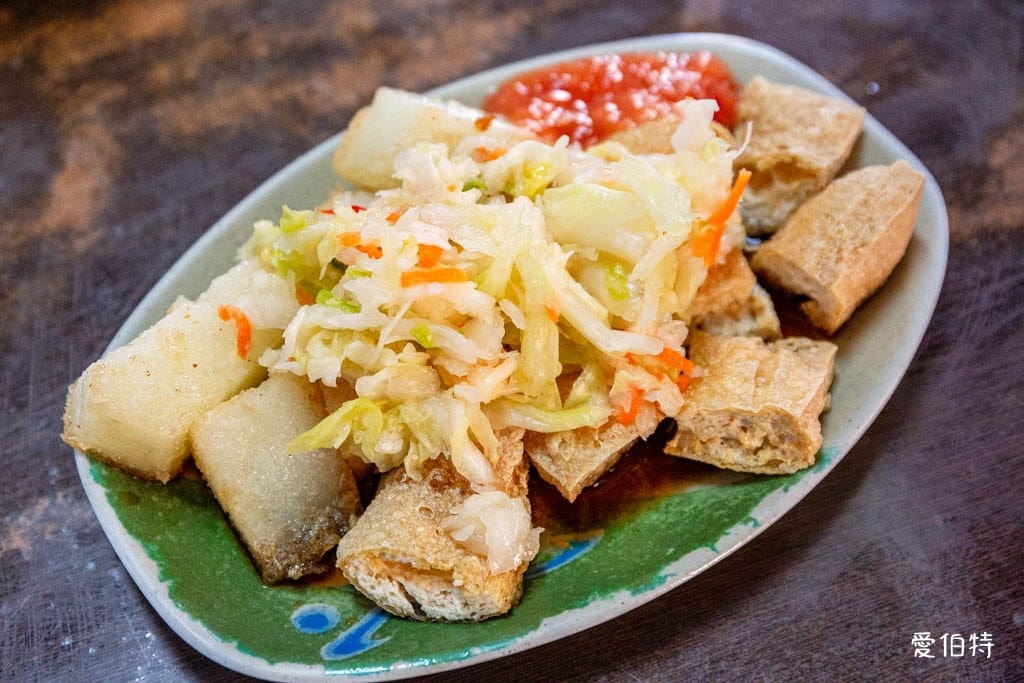 阿杏臭豆腐｜桃園大溪老街必吃美食，外酥內嫩的香脆臭豆腐