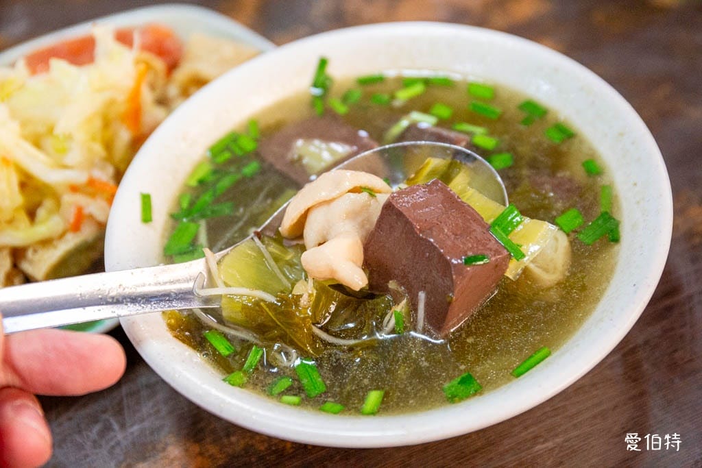 阿杏臭豆腐｜桃園大溪老街必吃美食，外酥內嫩的香脆臭豆腐