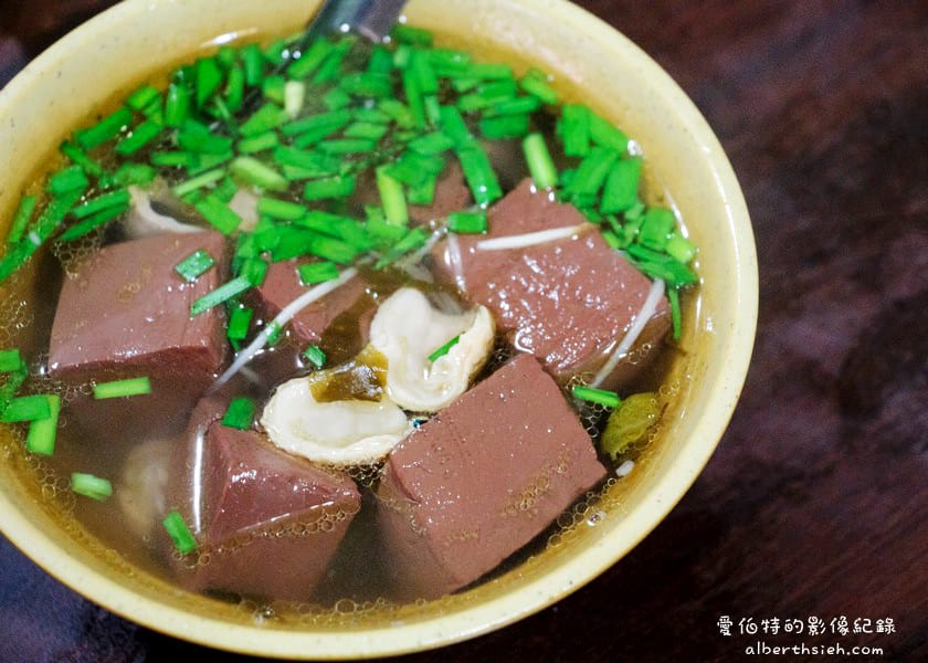 阿杏臭豆腐｜桃園大溪老街必吃美食，外酥內嫩的香脆臭豆腐