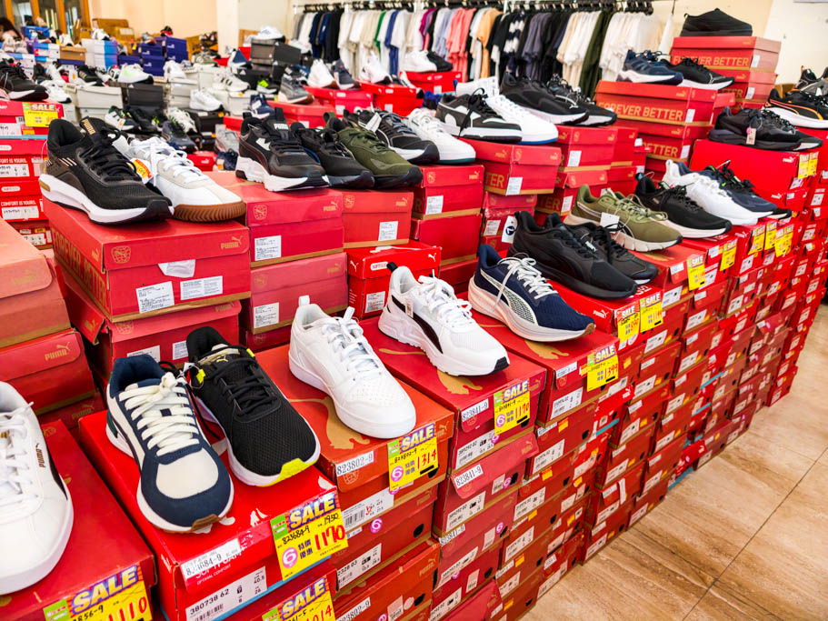 桃園鞋子特賣｜鞋全家福x昂路名鞋館5折起，NIKE、NB全家鞋款一站買齊