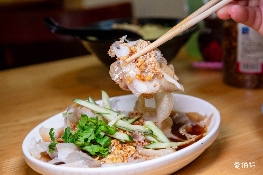 平鎮忠貞市場美食｜阿嬌米干，傳承60年純米手工，擺夷京東米線好吃